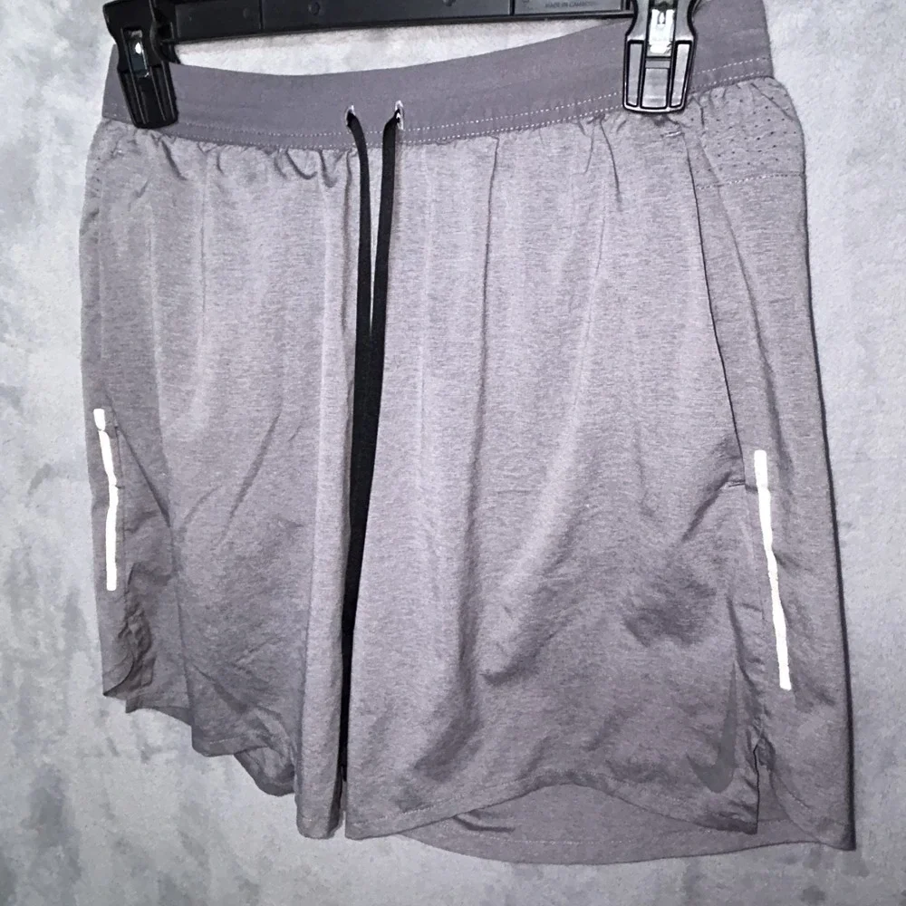 Nike Shorts Mens Medium Gray Flex Stride 2-in-1 Lined Running 7